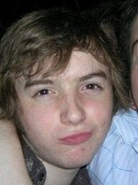 Person who looks like DJ Qualls