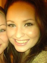 Person who looks like Rachael Leigh Cook