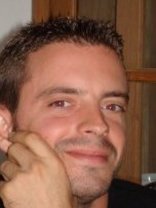 Person who looks like David Charvet