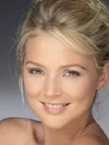 Person who looks like Samaire Armstrong