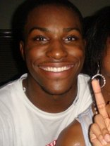 Person who looks like Chris Tucker