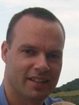 Person who looks like Michael Keaton