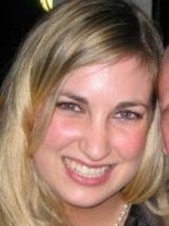 Person who looks like Kathryn Hahn