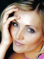 Person who looks like Charlize Theron