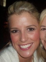 Person who looks like Jessica Simpson