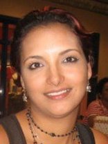 Person who looks like Gloria Estefan