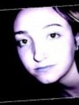 Person who looks like Scarlett Pomers