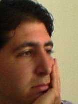 Person who looks like David Schwimmer