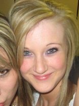 Person who looks like Teri Polo