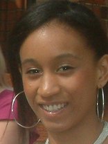 Person who looks like Jada Pinkett Smith