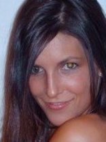 Person who looks like Elizabeth Hendrickson