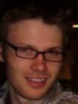 Person who looks like Simon Baker