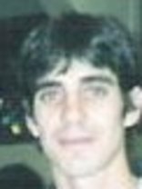 Person who looks like Bryan Greenberg