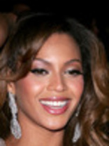 Person who looks like Beyoncé