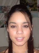 Person who looks like Vanessa Ferlito