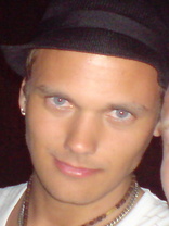 Person who looks like Thomas Kretschmann