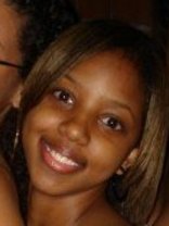 Person who looks like Toni Braxton