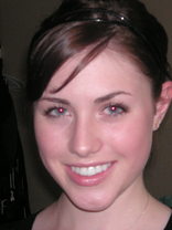 Person who looks like Sophia Bush