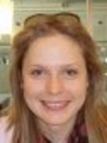 Person who looks like Samantha Mathis