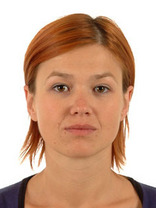 Person who looks like Julia Stiles