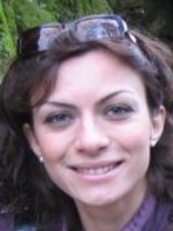 Person who looks like Kari Wuhrer