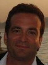 Person who looks like Matthew Perry