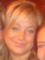 Person who looks like Teri Polo