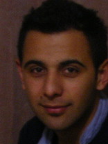 Person who looks like Bobby Cannavale