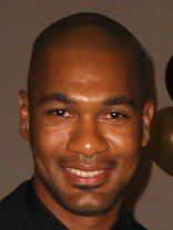 Person who looks like Boris Kodjoe