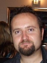 Person who looks like David Denman