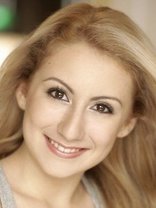 Person who looks like Brittany Murphy