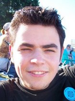 Person who looks like Jonathan Lipnicki