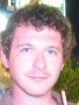 Person who looks like Jonathan Tucker