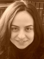 Person who looks like Maria Menounos