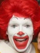 Person who looks like Willem Dafoe