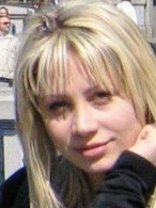 Person who looks like Hilary Duff