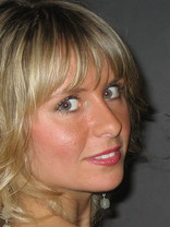 Person who looks like Molly Sims