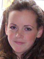 Person who looks like Scarlett Pomers