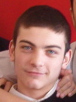 Person who looks like Tobey Maguire