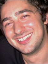 Person who looks like Thomas Ian Nicholas