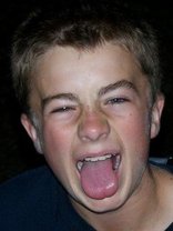 Person who looks like Frankie Muniz