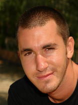 Person who looks like Matthew Fox