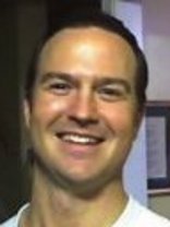 Person who looks like Dennis Quaid