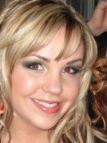 Person who looks like Lauren Woodland