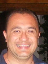 Person who looks like Howie Mandel