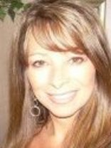 Person who looks like Melinda Clarke