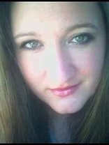 Person who looks like Scarlett Pomers