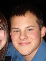 Person who looks like Jonathan Lipnicki