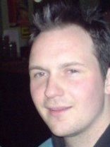 Person who looks like Josh Duhamel