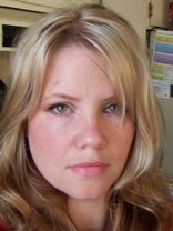 Person who looks like Natalie Maines